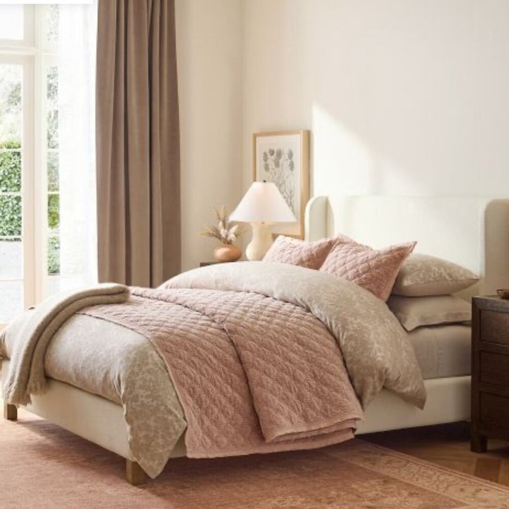 🆕 PB Luxury Pink Velvet Quilt Coverlet Bread spread Set Hotel Queen Ballet